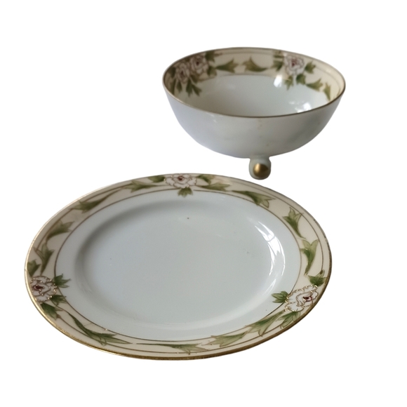 Vintage Nippon Mayonnaise Bowl and Underplate White Floral Footed Grandmacore - Picture 1 of 7